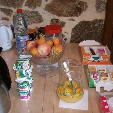 לינה וארוחת בוקר D'hotes 84 De La Maneliere