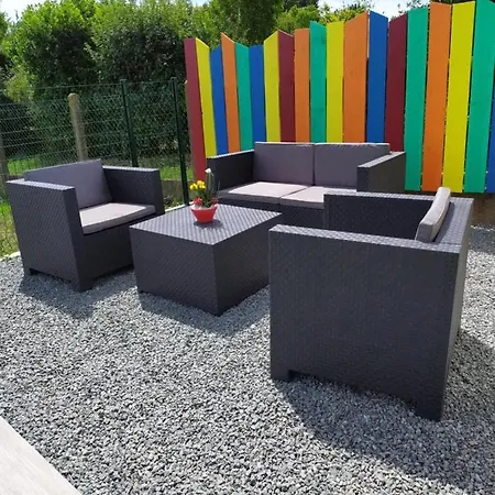 לינה וארוחת בוקר D'hotes 84 De La Maneliere