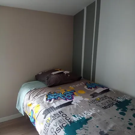 D'hotes 84 De La Maneliere 3*