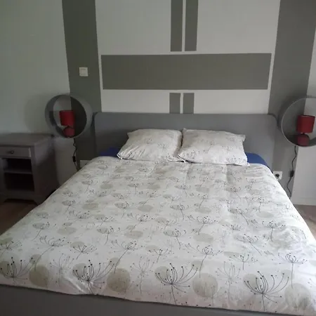 D'hotes 84 De La Maneliere 3* 라플라켈리어