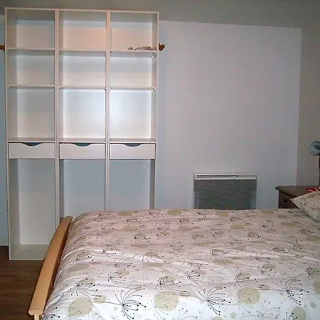 D'hotes 84 De La Maneliere B&B