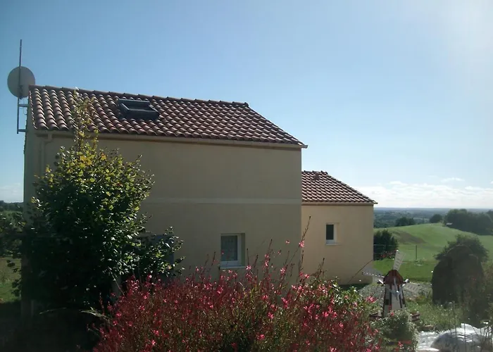 D'hotes 84 De La Maneliere Bed & Breakfast 3*